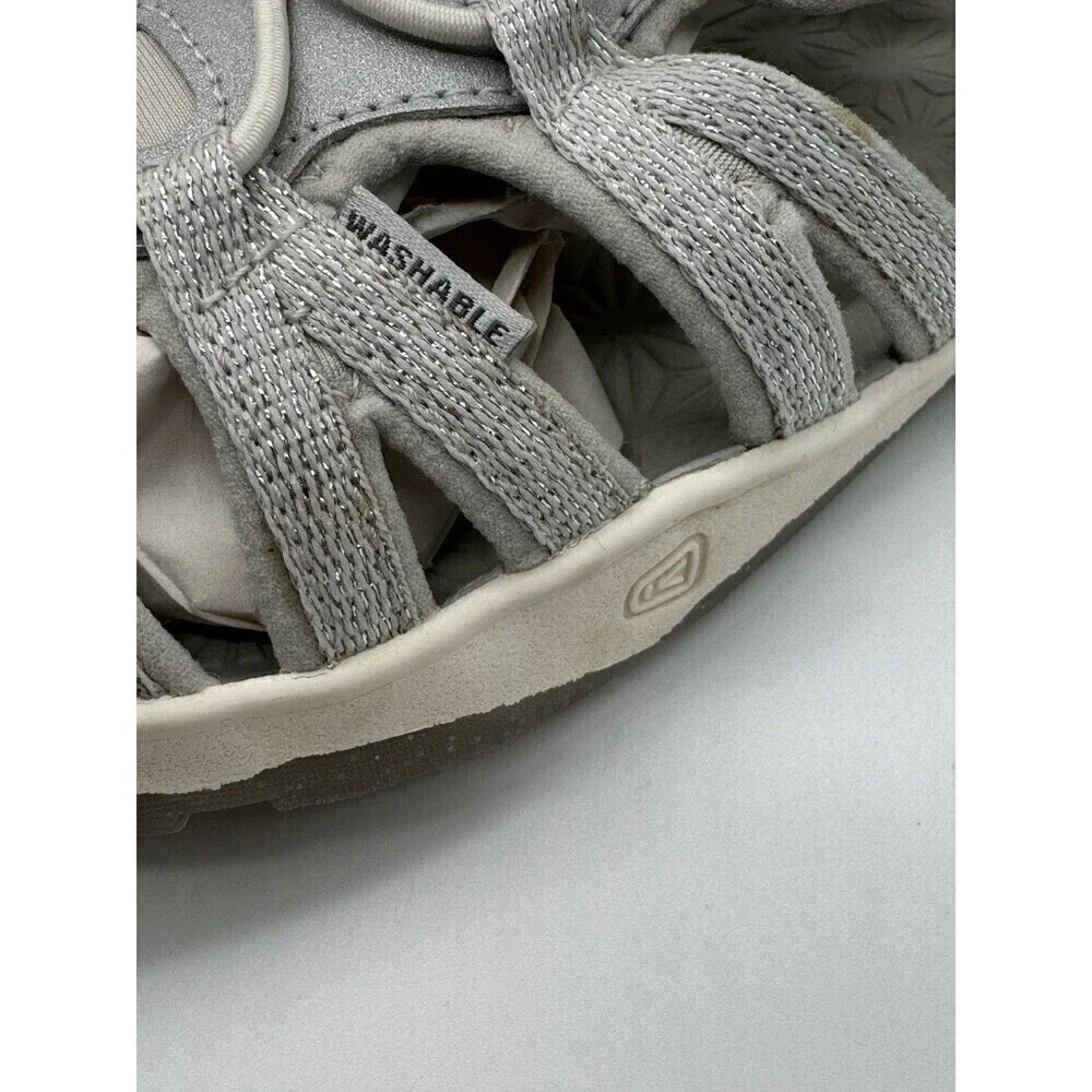 KEEN silver glitter moxie sandals water shoes kids size 3